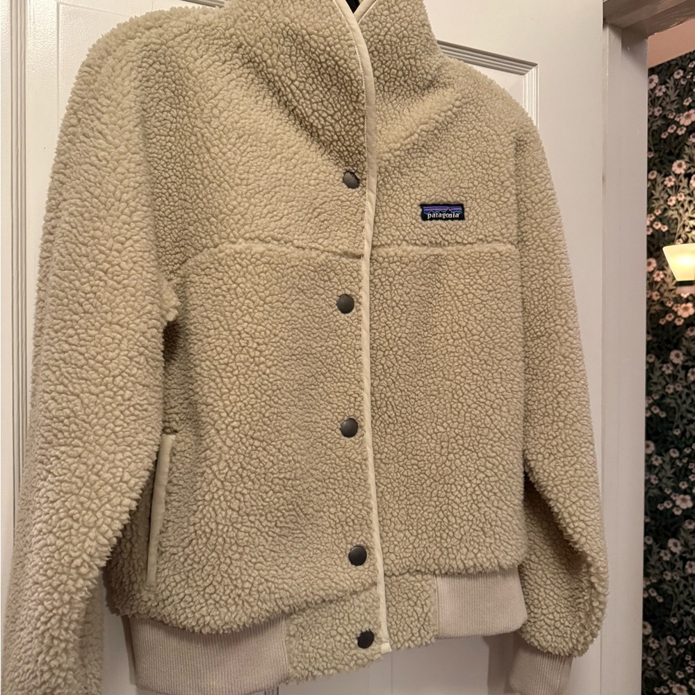 Patagonia cream Fleece Jacket